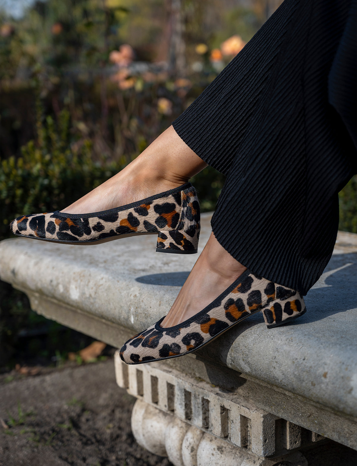 Bailarina Adelina Potro Vivo Negro